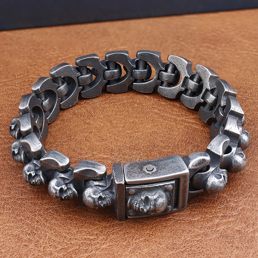 Armband Skull Bangle