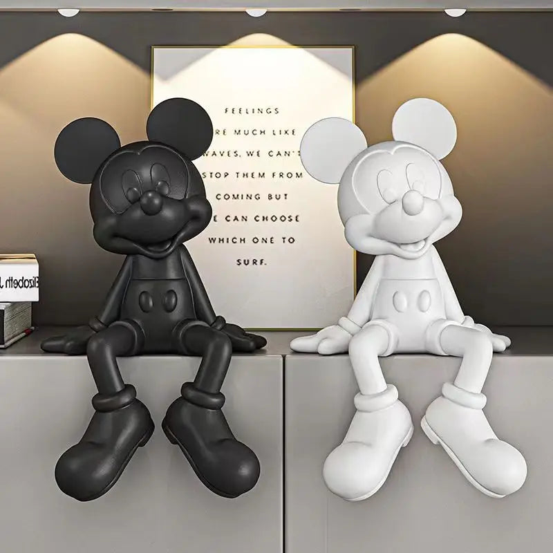 Disney Mickey Mouse Statue. Free delivery 